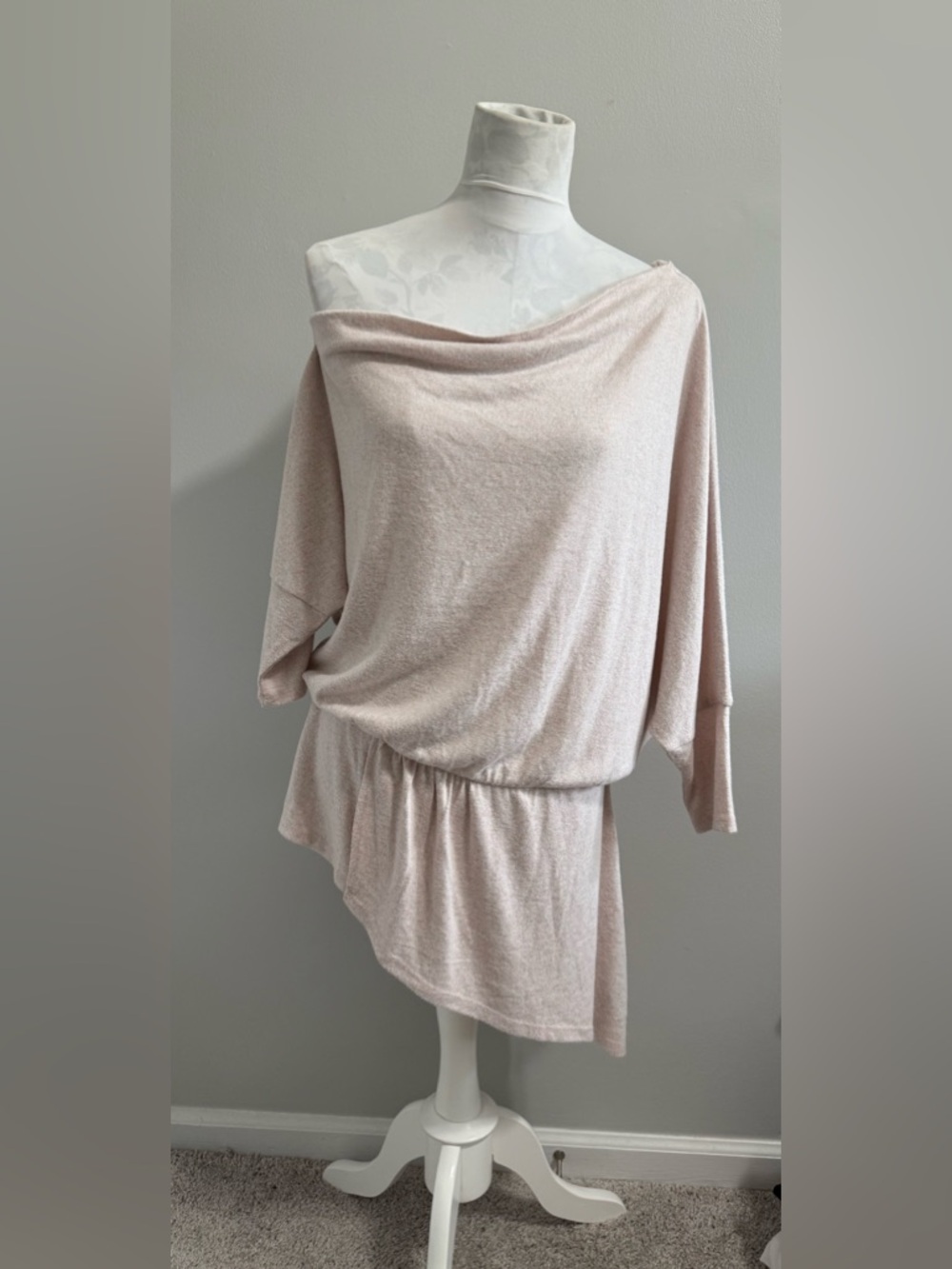 Boston Proper Light Blush Off-Shoulder Knit Tunic